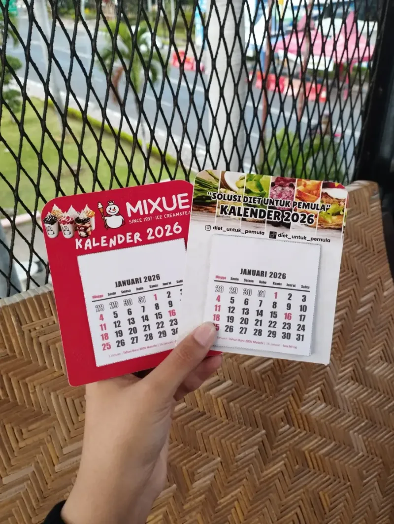 kalender dinding mini model custom cocok untuk di tempel